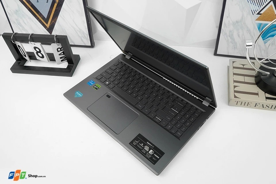 Laptop Acer ổ cứng 512GB (hình 5)