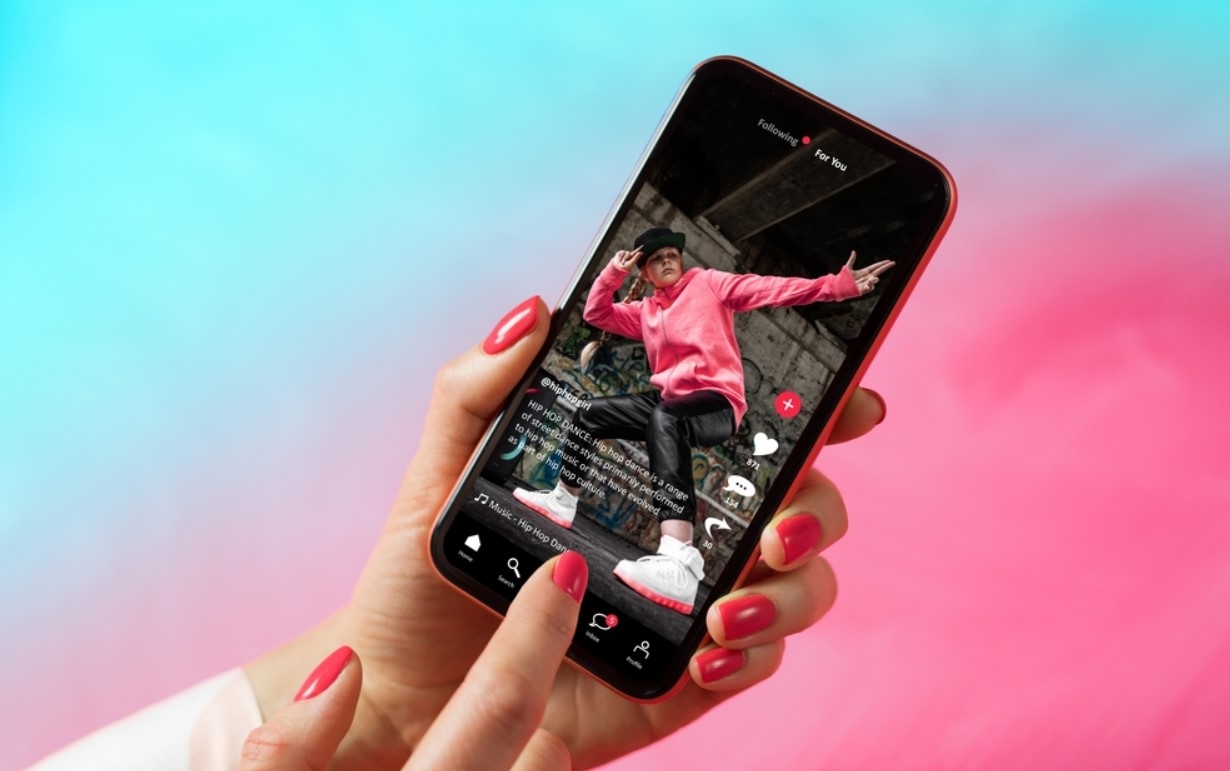 Xóa logo TikTok trên iPhone chưa bao giờ đơn giản đến thế với 6 ứng dụng sau 28