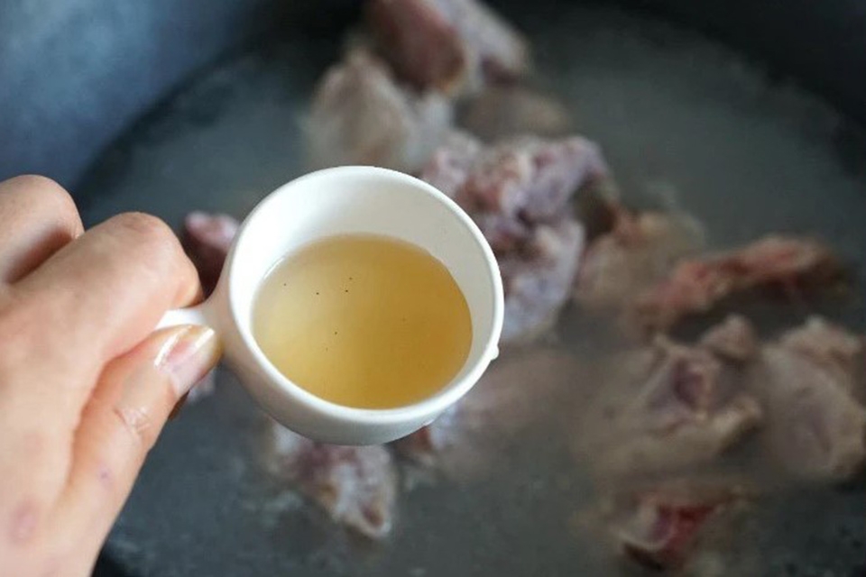 Cách nấu canh bằng nồi cơm điện 1