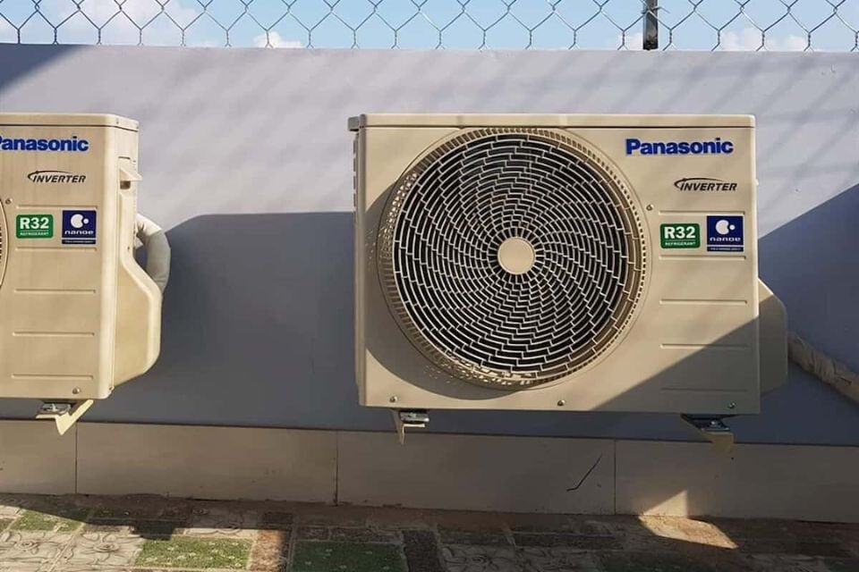 Lắp đặt cục nóng cẩu thả