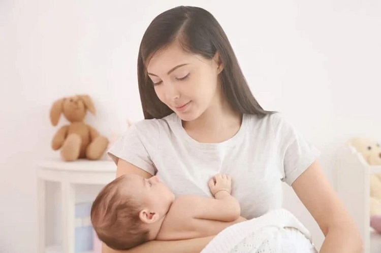 Sau sinh bao lâu thì được giặt quần áo (Hình 3)