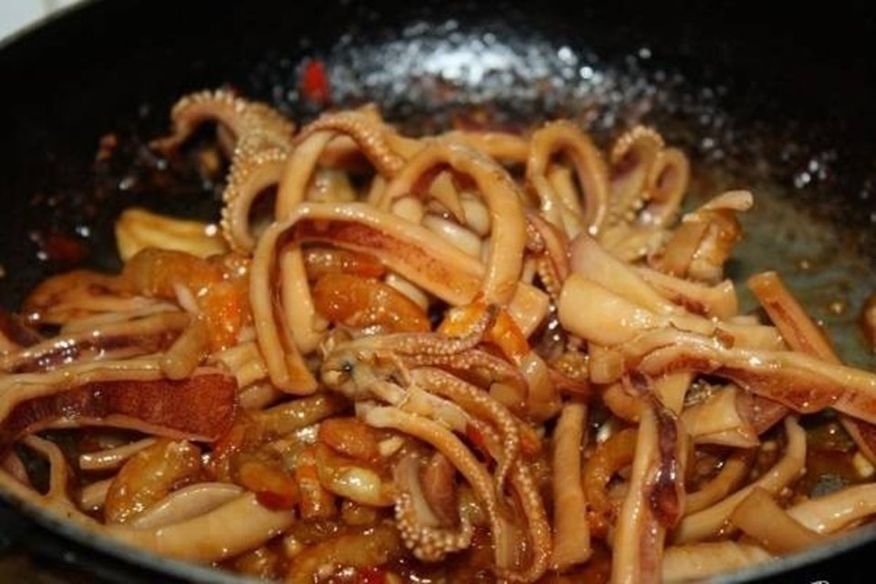 cách kho mực (ảnh 4)
