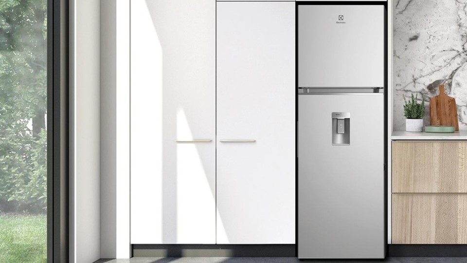 Tủ lạnh Electrolux Inverter 312L ETB3440K-H