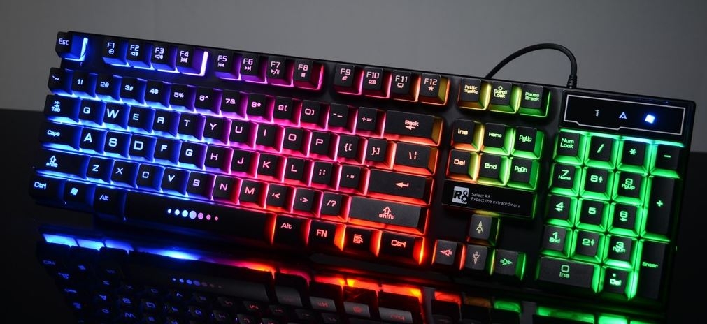 Bàn phím giả cơ R8 1822