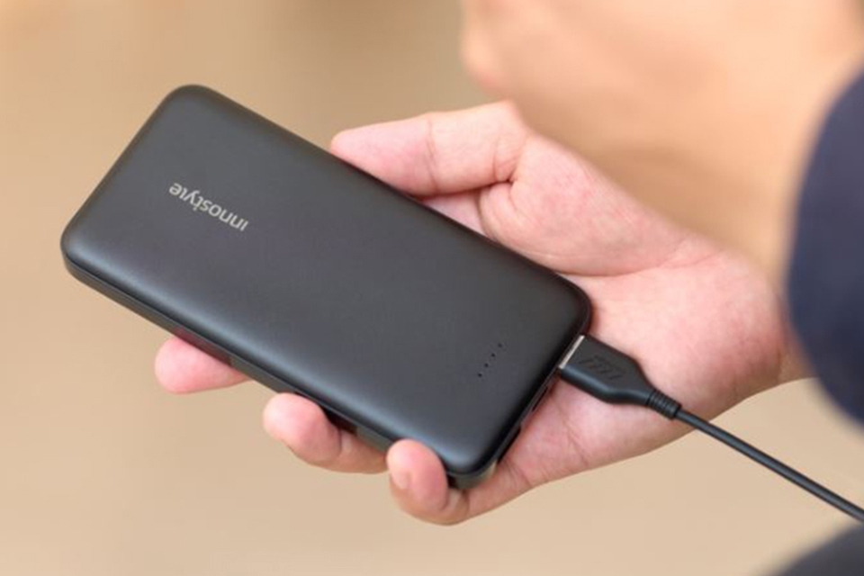 Cách sử dụng sạc dự phòng (Ảnh 4)