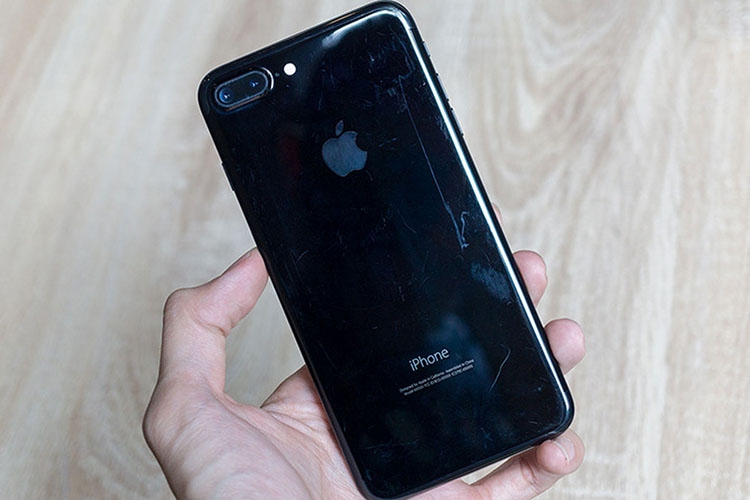 Mặt lưng nhám và mặt lưng bóng: Đâu mới là thiết kế tối ưu cho smartphone? 8