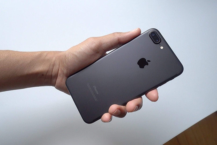 Mặt lưng nhám và mặt lưng bóng: Đâu mới là thiết kế tối ưu cho smartphone? 6