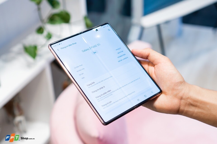 điện thoại cấu hình khủng nhất hiện nay - Galaxy Z Fold2 5G