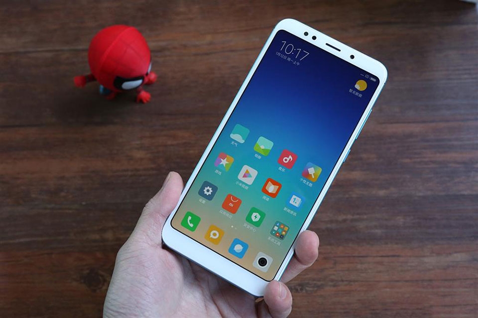 5 smartphone bán chạy nhất hệ thống FPT Shop trong tháng 3 1