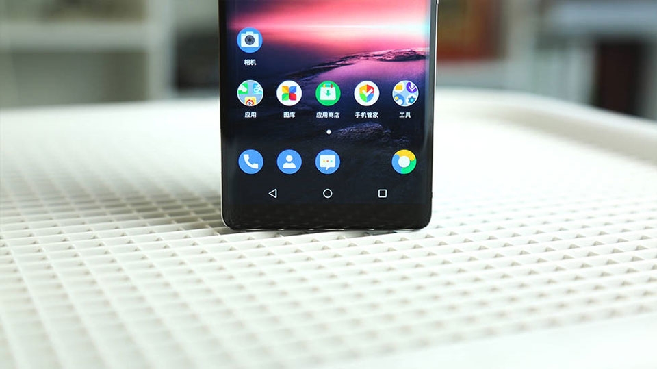 Khui hộp Nokia 8 Sirocco bản thương mại