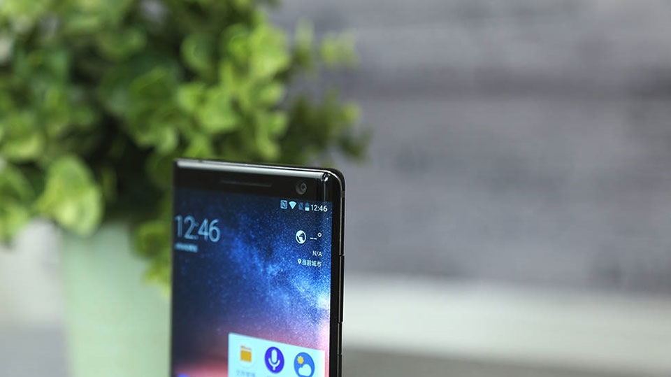 Khui hộp Nokia 8 Sirocco bản thương mại
