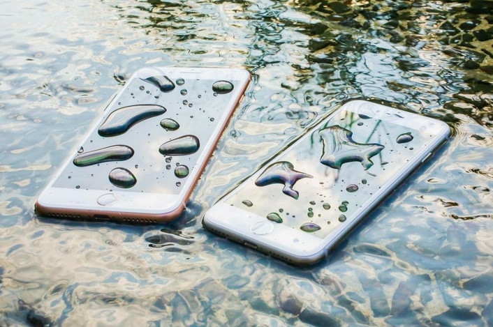 iPhone 8 Plus chống nước được hay không