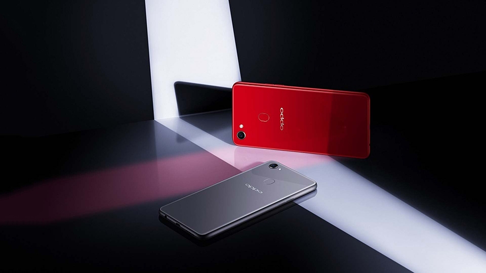 OPPO F7 - Smartphone "tai thỏ" đáng mua nhất tháng 4! (ảnh 3)