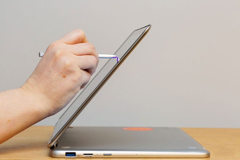 Trải nghiệm Samsung Notebook 9 Pen