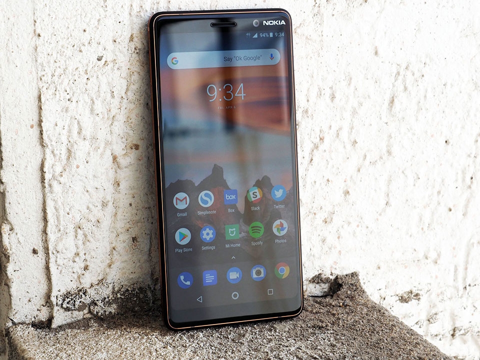 Nokia 7 Plus Nokia 7 Plus