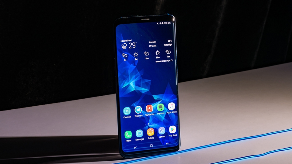 Top 4 smartphone màn hình lớn đáng mua nhất năm 2018 (Ảnh 2)