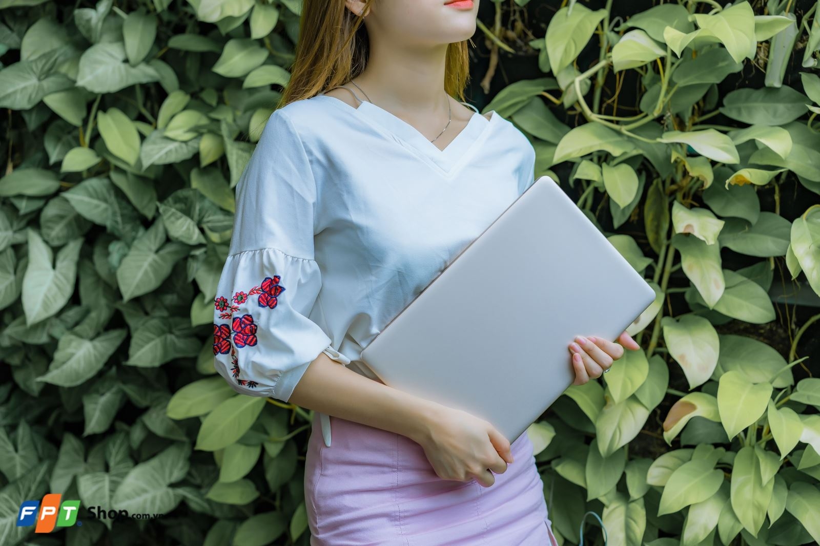 FPT Shop tiếp tục trình làng chiếc Masstel L133 với giá sốc chỉ 5,49 triệu đồng