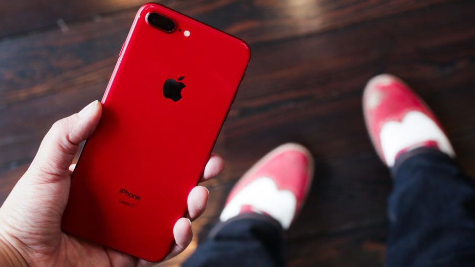 Trên tay iPhone 8 RED và iPhone 8 Plus RED Trên tay iPhone 8 RED và iPhone 8 Plus RED