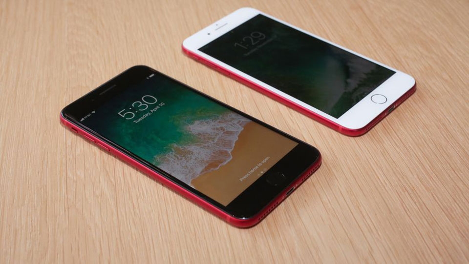 Trên tay iPhone 8 RED và iPhone 8 Plus RED Trên tay iPhone 8 RED và iPhone 8 Plus RED