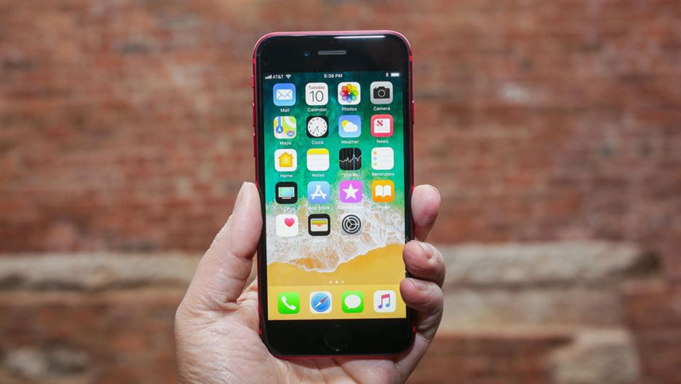 Trên tay iPhone 8 RED và iPhone 8 Plus RED Trên tay iPhone 8 RED và iPhone 8 Plus RED