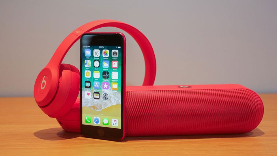 Trên tay iPhone 8 RED và iPhone 8 Plus RED Trên tay iPhone 8 RED và iPhone 8 Plus RED