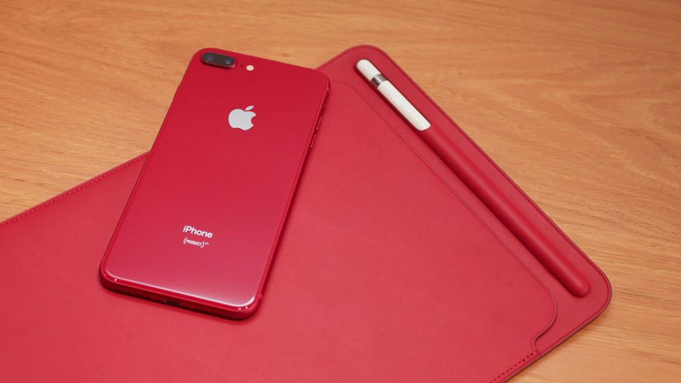 Trên tay iPhone 8 RED và iPhone 8 Plus RED