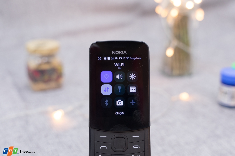 Trên tay Banana Phone: Nokia 8110 4G (Ảnh 5)