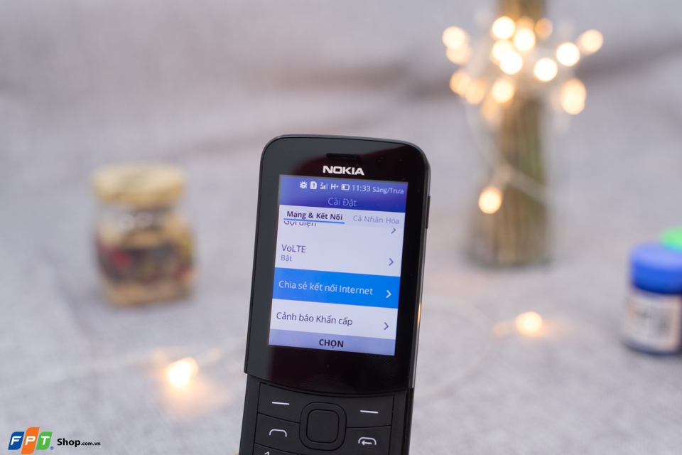 Trên tay Banana Phone: Nokia 8110 4G (Ảnh 6)