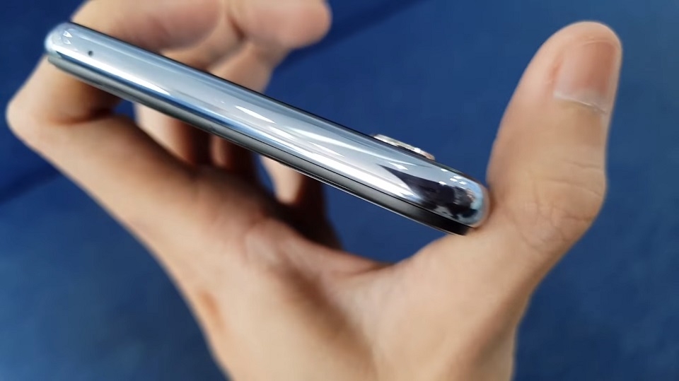 Trên tay OPPO F7 phiên bản “xám ánh trăng” (Ảnh 4)