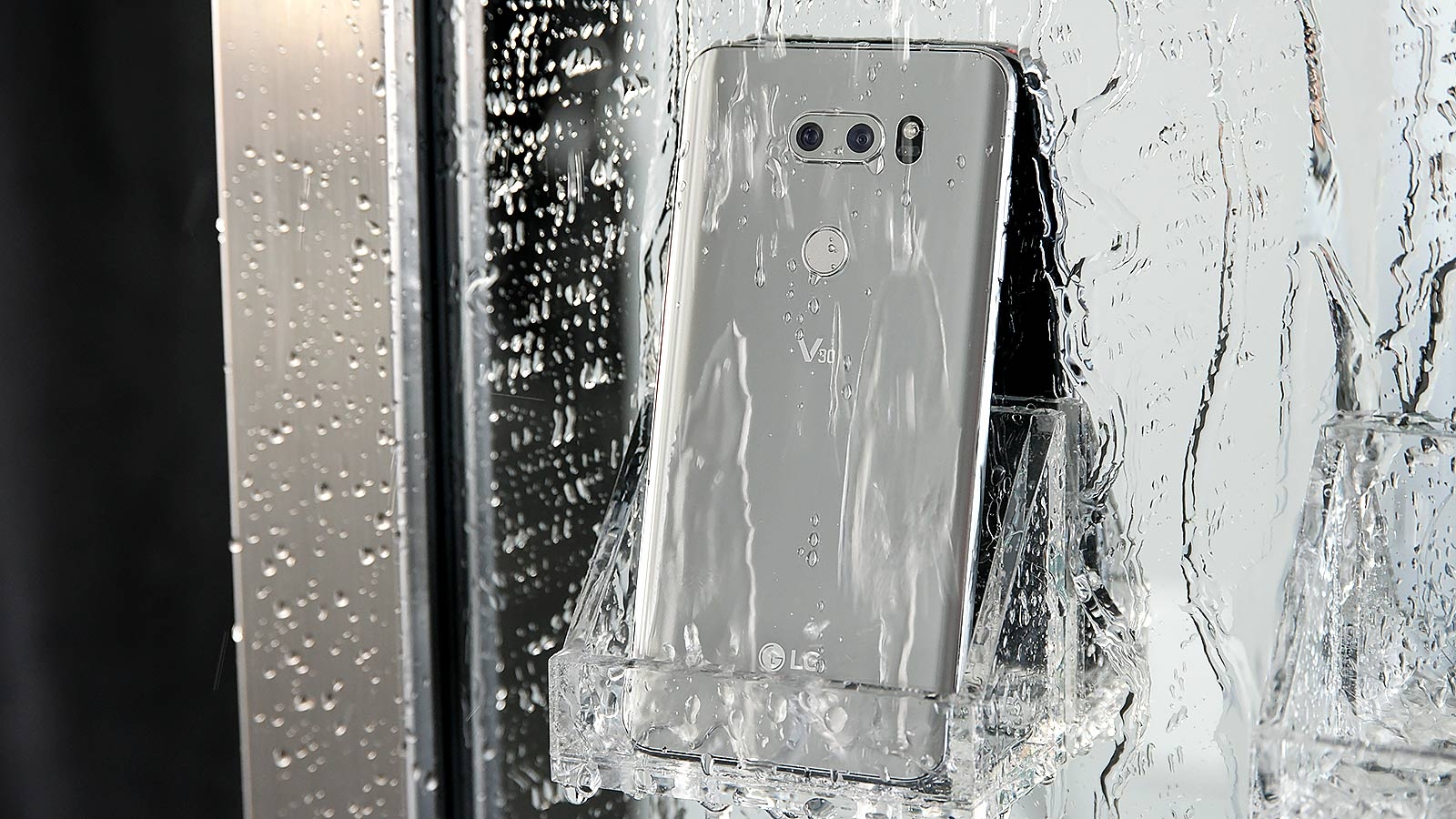 5 smartphone Android chống nước tốt nhất hiện nay 2