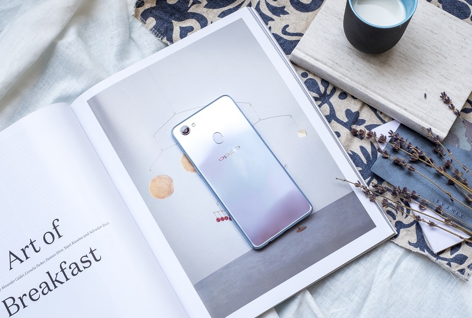 Đặt trước OPPO F7 nhận ngay tai nghe sành điệu (Ảnh 2)