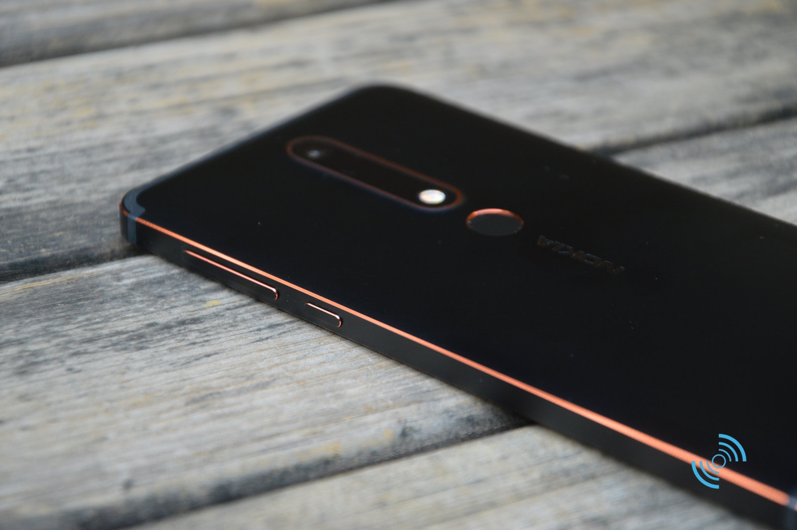 Đánh giá Nokia 6 2018: Nhanh hơn, camera tốt hơn, thiết kế như một chiếc “xe tăng” Đánh giá Nokia 6 2018: Nhanh hơn, camera tốt hơn, thiết kế như một chiếc “xe tăng”