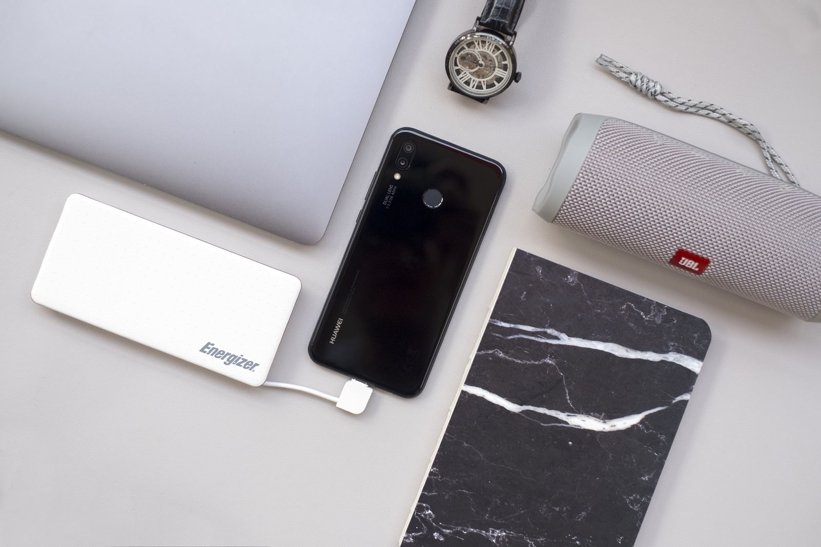 Đã tìm ra chủ nhân đầu tiên trúng thưởng xe SH 125i khi mua Huawei Nova 3e tại FPT Shop
