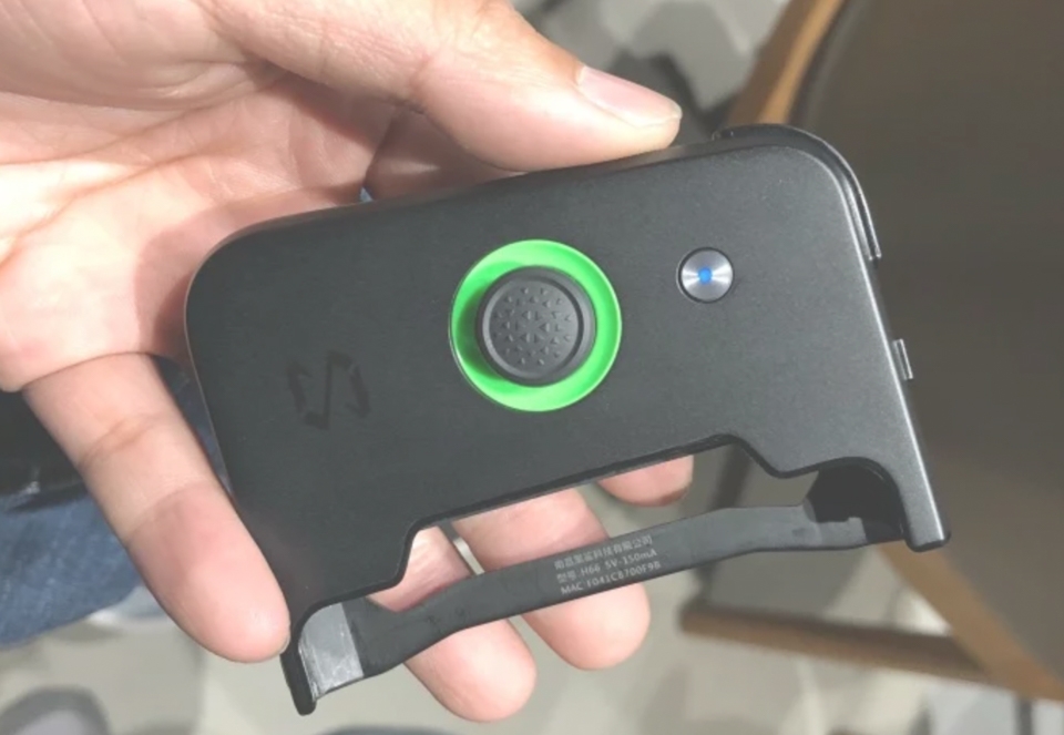 Trên tay Xiaomi Black Shark 07