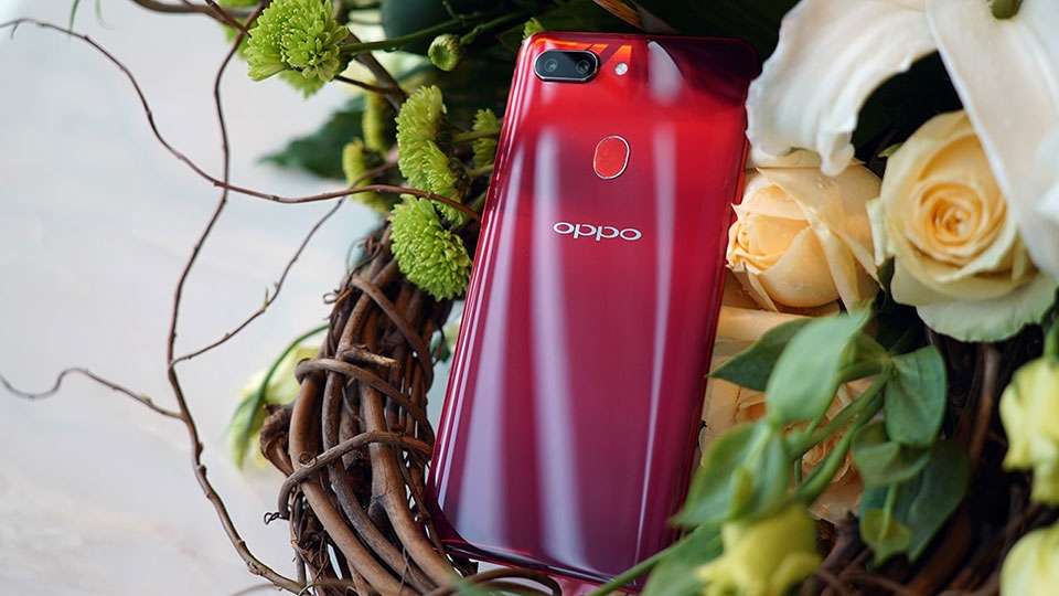 Trên tay OPPO R15 Pro Trên tay OPPO R15 Pro