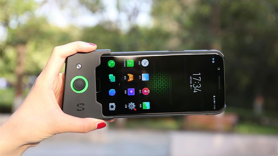 Tìm hiểu khả năng chơi game của Xiaomi Black Shark