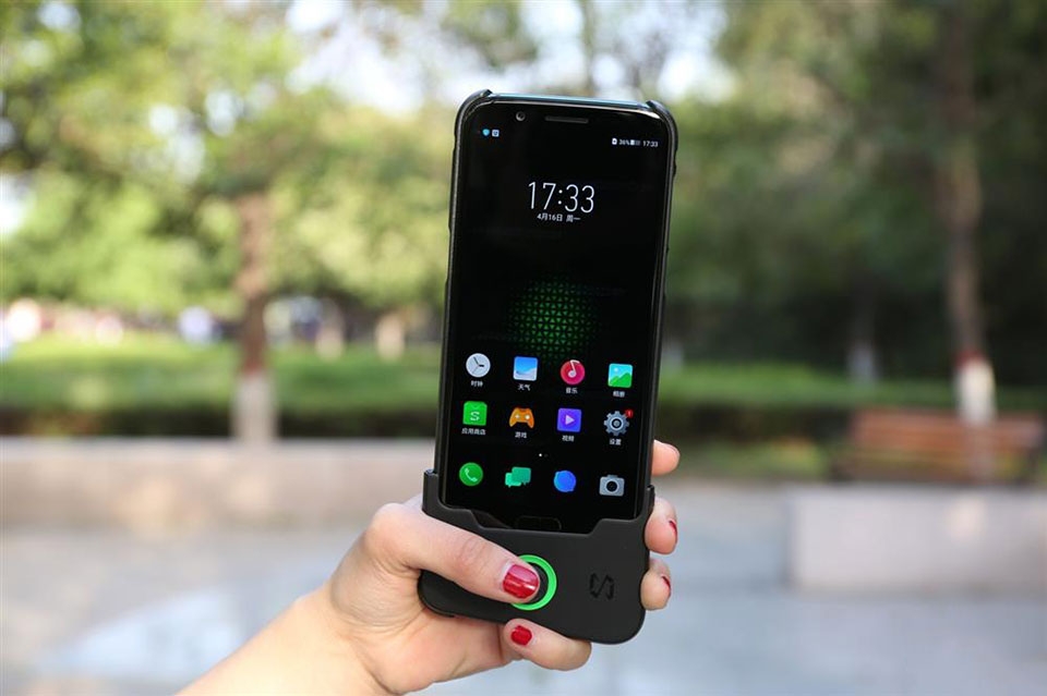Tìm hiểu khả năng chơi game của Xiaomi Black Shark