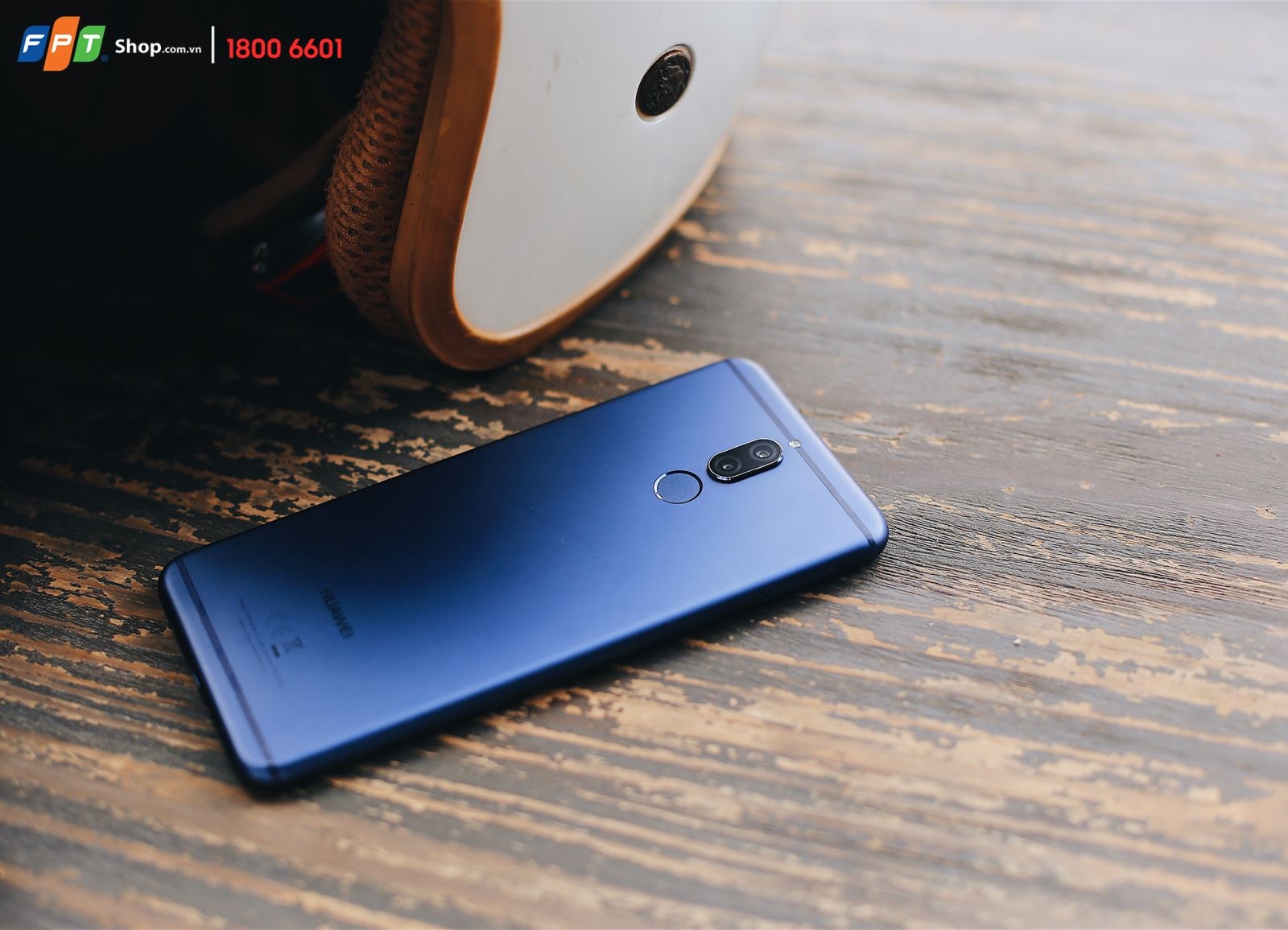 FPT Shop tặng thêm phiếu mua hàng 200.000 đồng cho khách mua Huawei Nova 2i