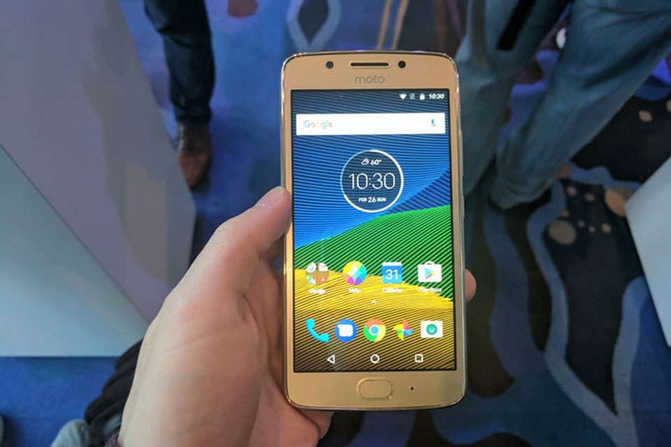 So sánh Moto G6 vs Moto G5: Một sự nâng cấp toàn diện! So sánh Moto G6 vs Moto G5: Một sự nâng cấp toàn diện!