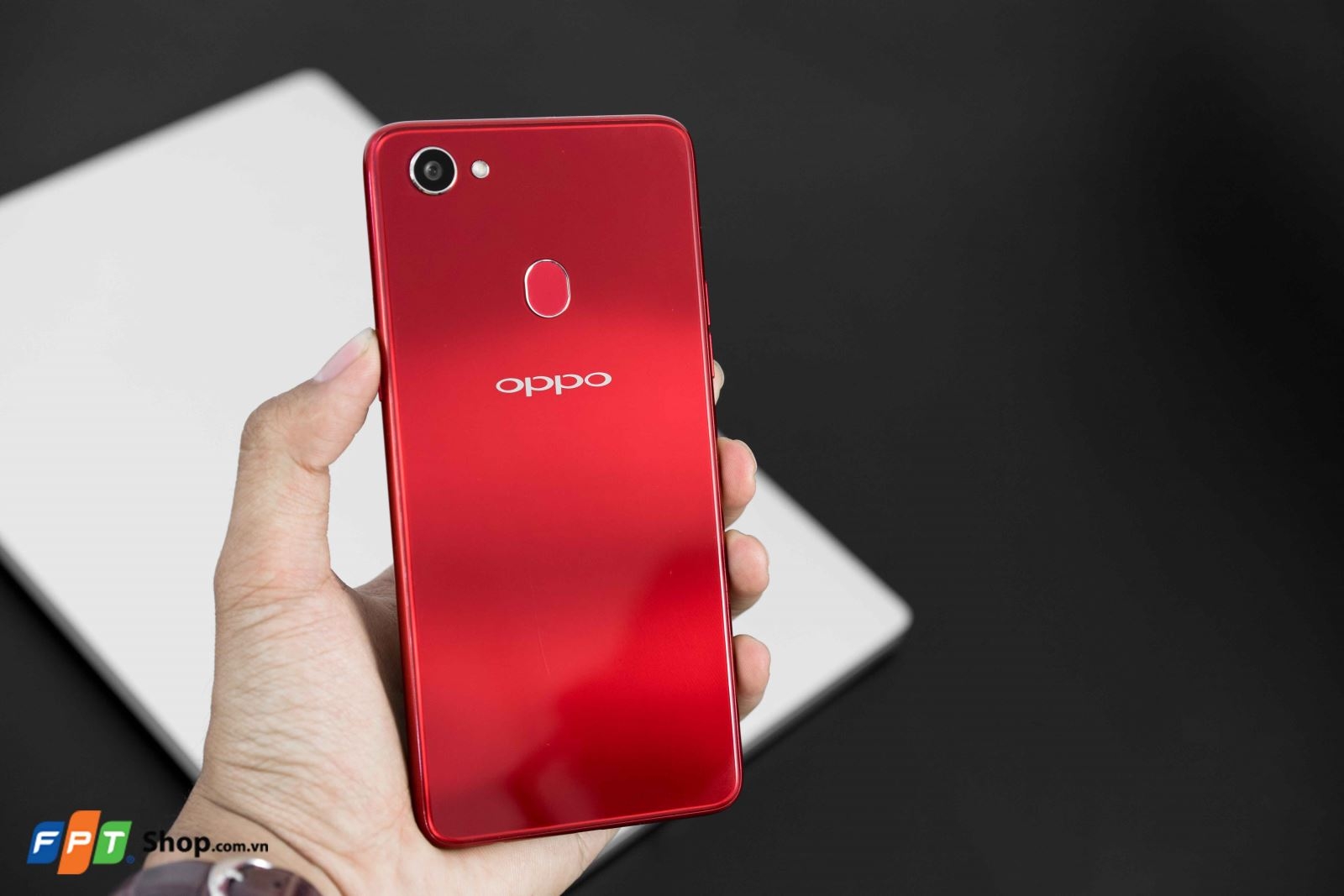 5 smartphone có phiên bản màu tuyệt đẹp mới trình làng 4