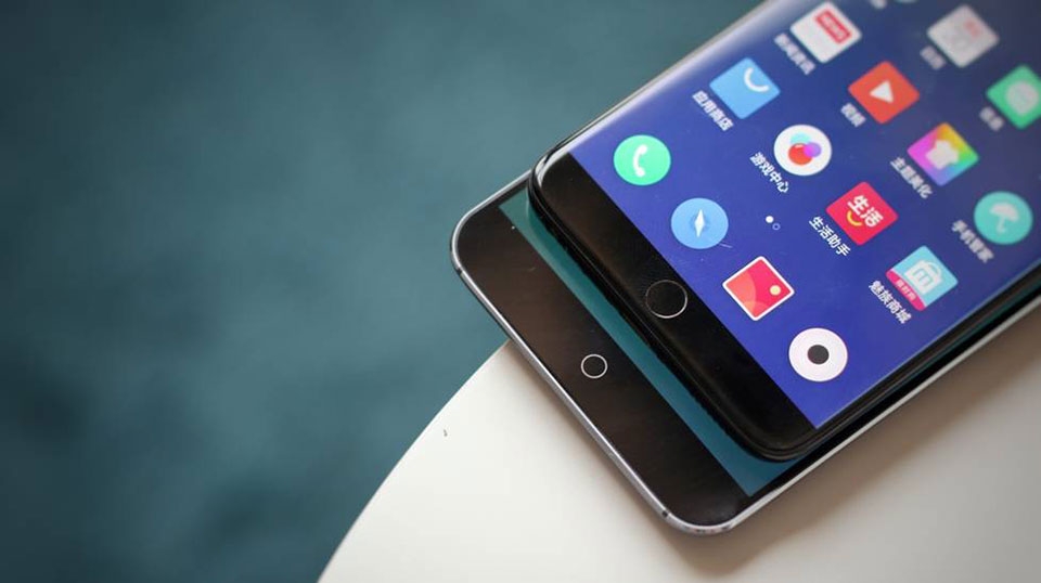 Trên tay Meizu 15 Plus Trên tay Meizu 15 Plus