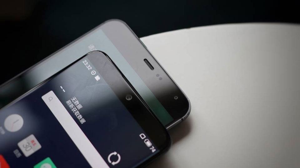 Trên tay Meizu 15 Plus Trên tay Meizu 15 Plus