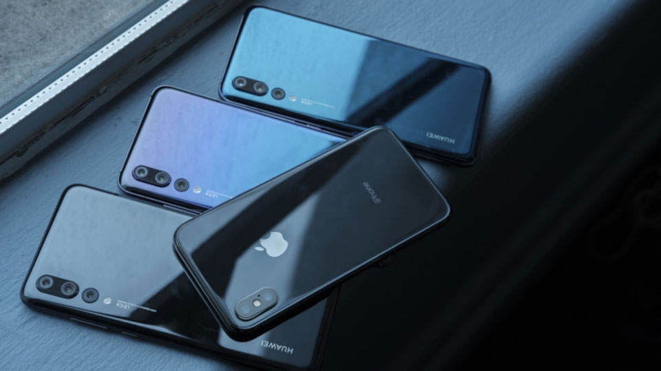 So sánh Huawei P20 Pro vs iPhone X So sánh Huawei P20 Pro vs iPhone X