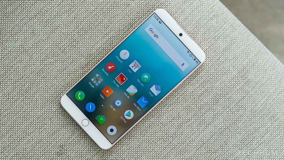 Trên tay Meizu 15 Lite Trên tay Meizu 15 Lite