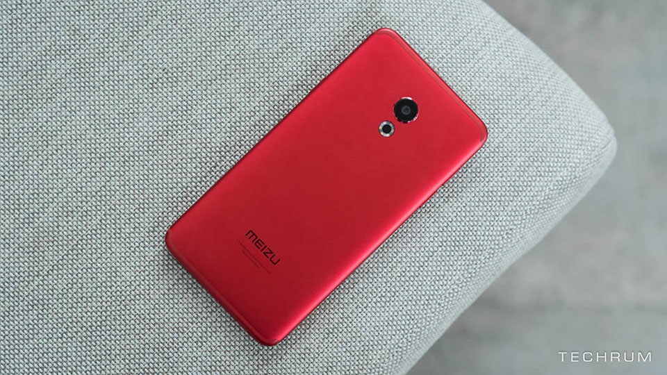 Trên tay Meizu 15 Lite Trên tay Meizu 15 Lite