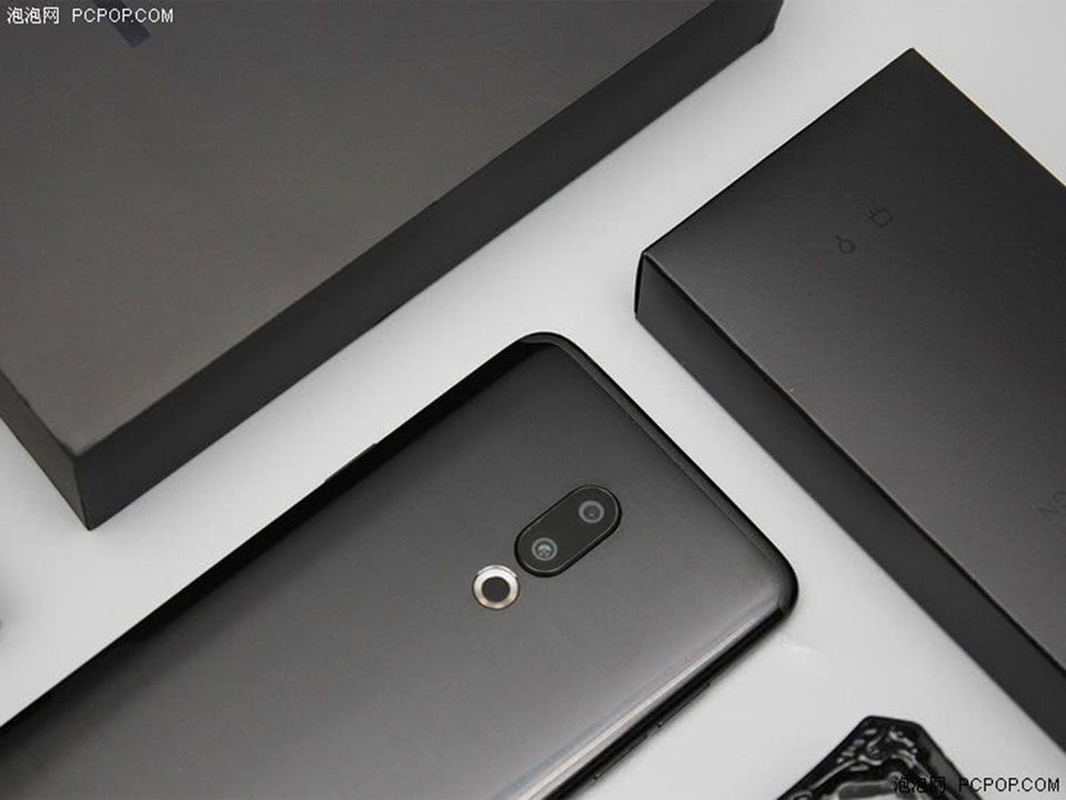 Mở hộp và đánh giá nhanh Meizu 15 Mở hộp và đánh giá nhanh Meizu 15