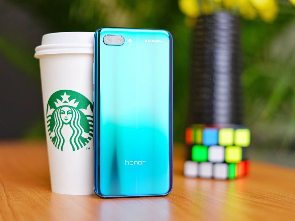 Trên tay Honor 10