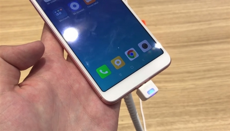 Hình ảnh thực tế Xiaomi Redmi S2 màu hồng Hình ảnh thực tế Xiaomi Redmi S2 màu hồng