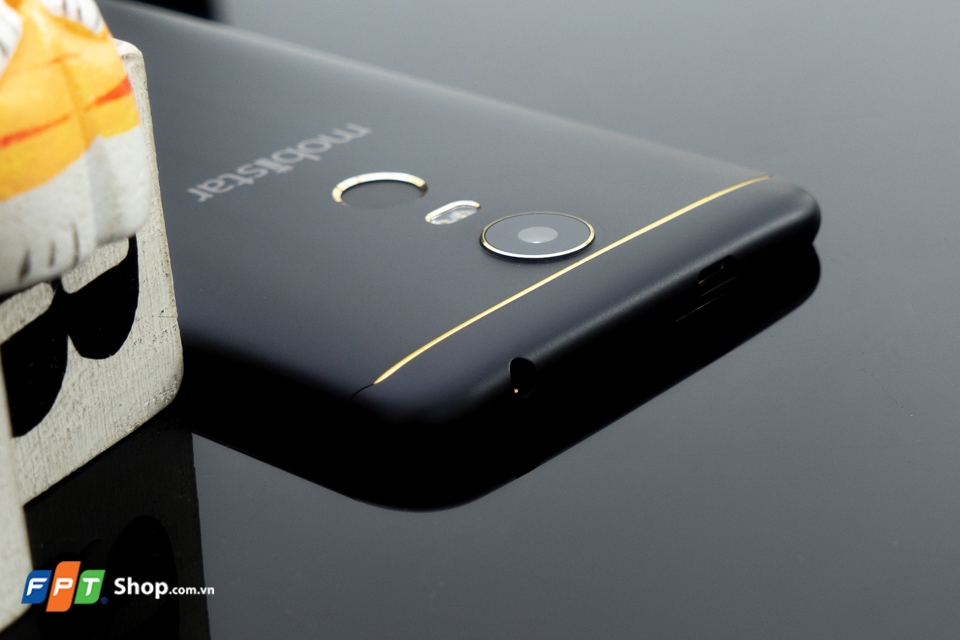 Trên tay Mobiistar E Selfie: smartphone selfie dưới 3 triệu