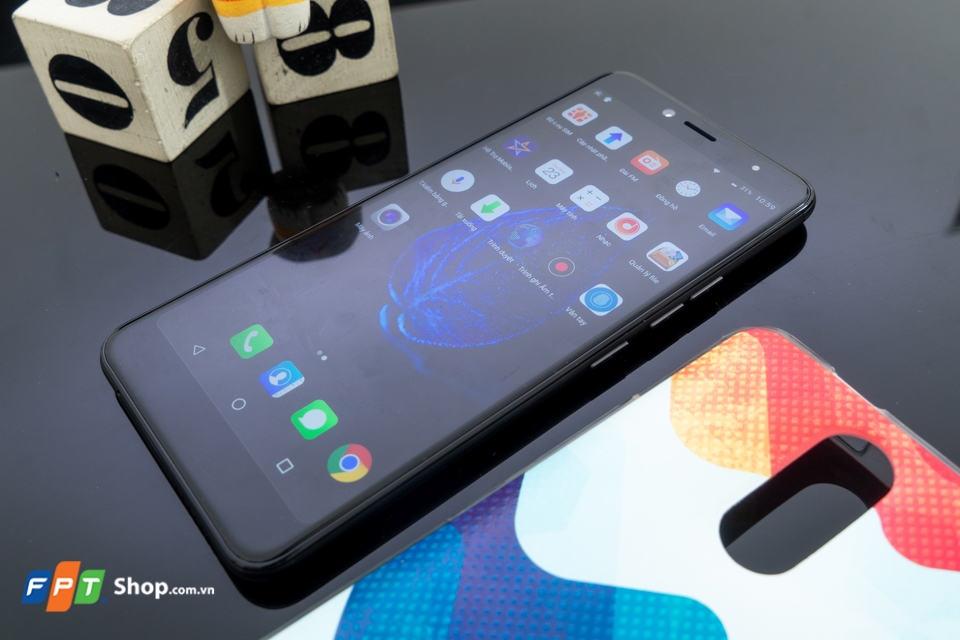 Trên tay Mobiistar E Selfie: smartphone selfie dưới 3 triệu